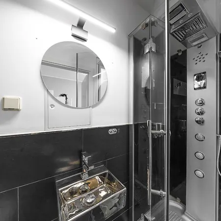 1 Lh 9-zimmer-apartment Hbf Apartment